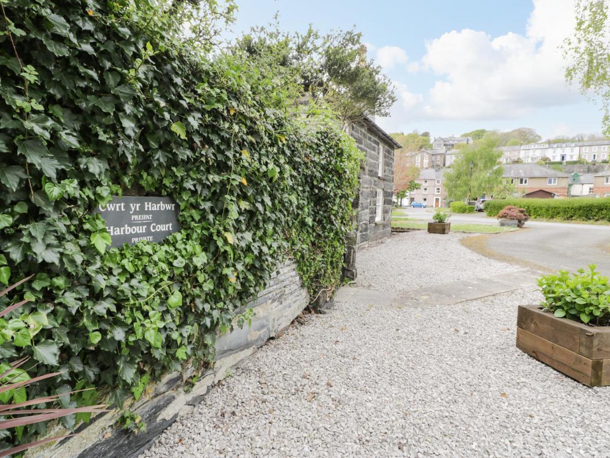 Cwrt Yr Harbwr Villa Porthmadog Exterior photo