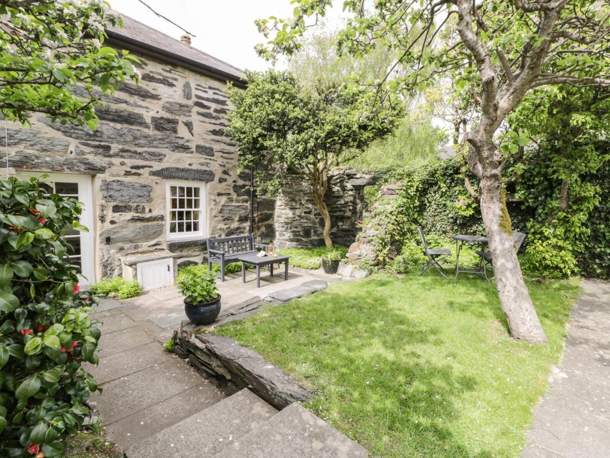 Cwrt Yr Harbwr Villa Porthmadog Exterior photo