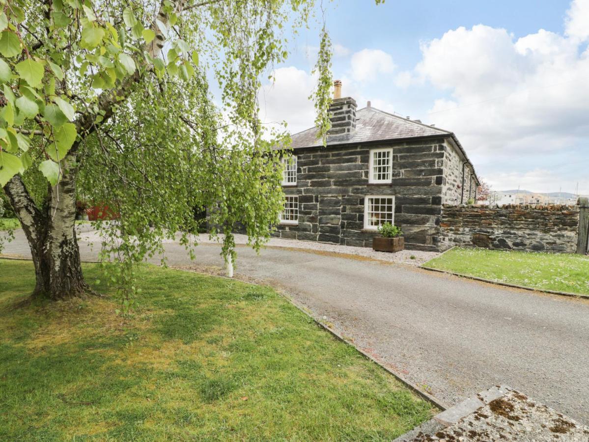 Cwrt Yr Harbwr Villa Porthmadog Exterior photo